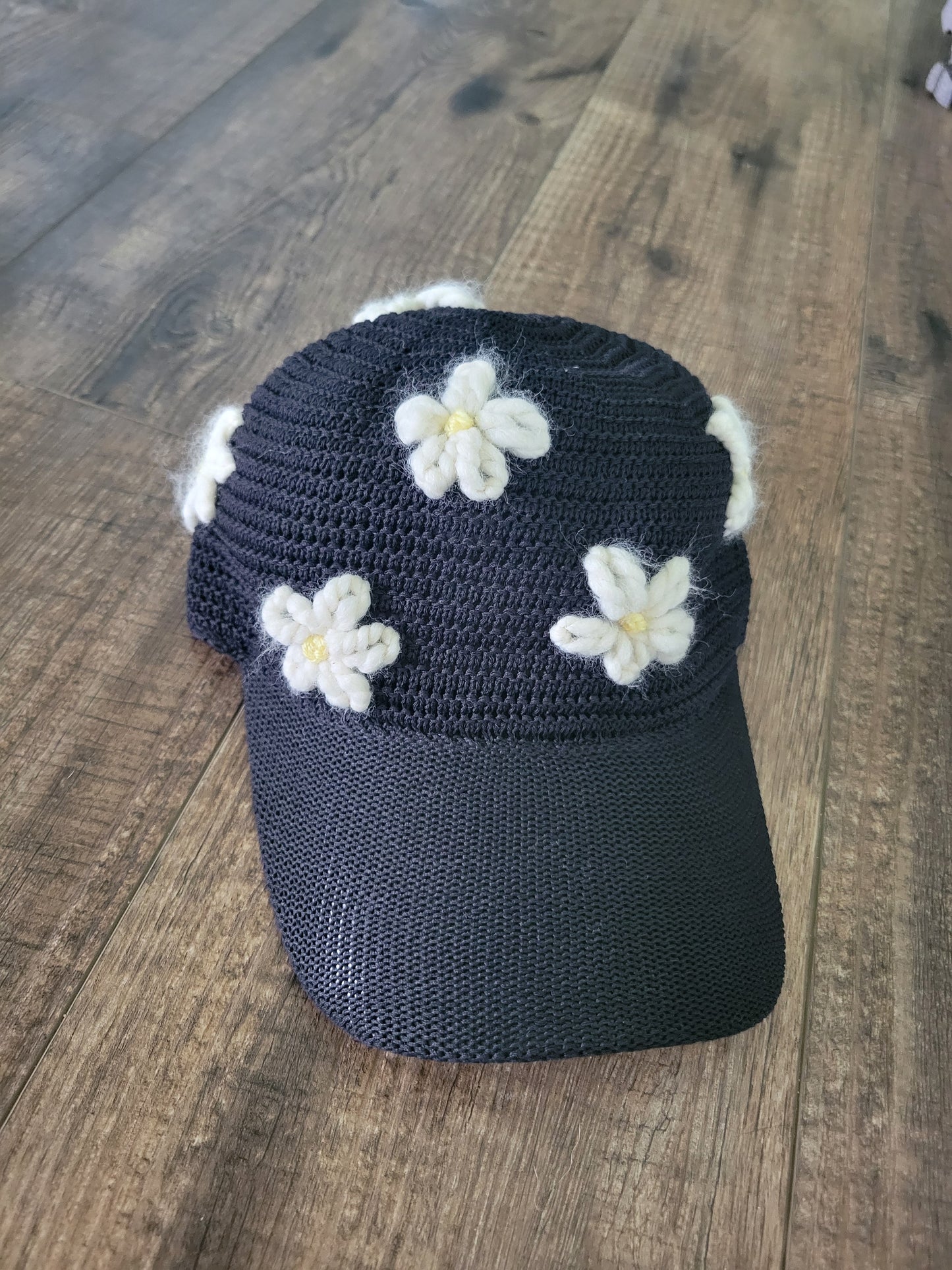 Baseball Cap with Daisies